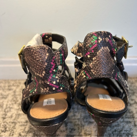 Steve Madden Prefixx Multi-Colored Snakeskin Print Strappy Peep Toe Heels Size 8 - Picture 10 of 15